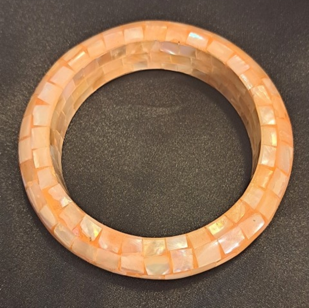 Woman's bracelet